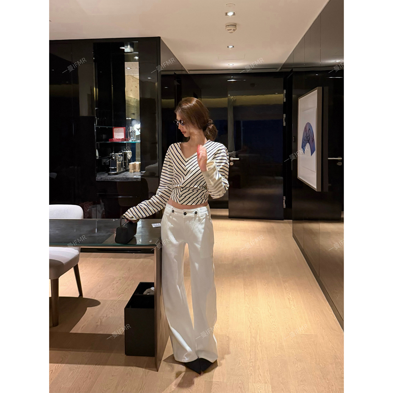 Yiman Ifmr [Pure White] White Wide-Leg Jeans for Women, Autumn Three-Button Design, Minimalist Old Money Style Long Pants