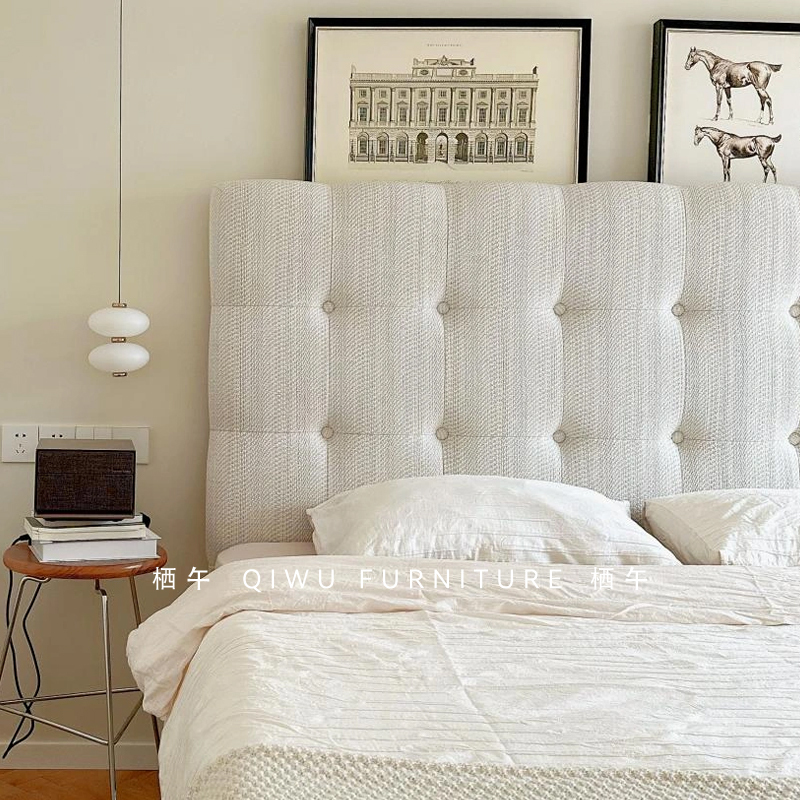 French-Style Vintage Biscuit Bed, Cream-Colored Fabric Bed for Master Bedroom, Simple Soft-Up Design, 1.8m Double-Sided Wedding Bed French-Style Vintage Biscuit Bed, Cream-Colored Fabric Bed for Master Bedroom, Simple Soft-Up Design, 1.8m Double-Sided Wedding Bed