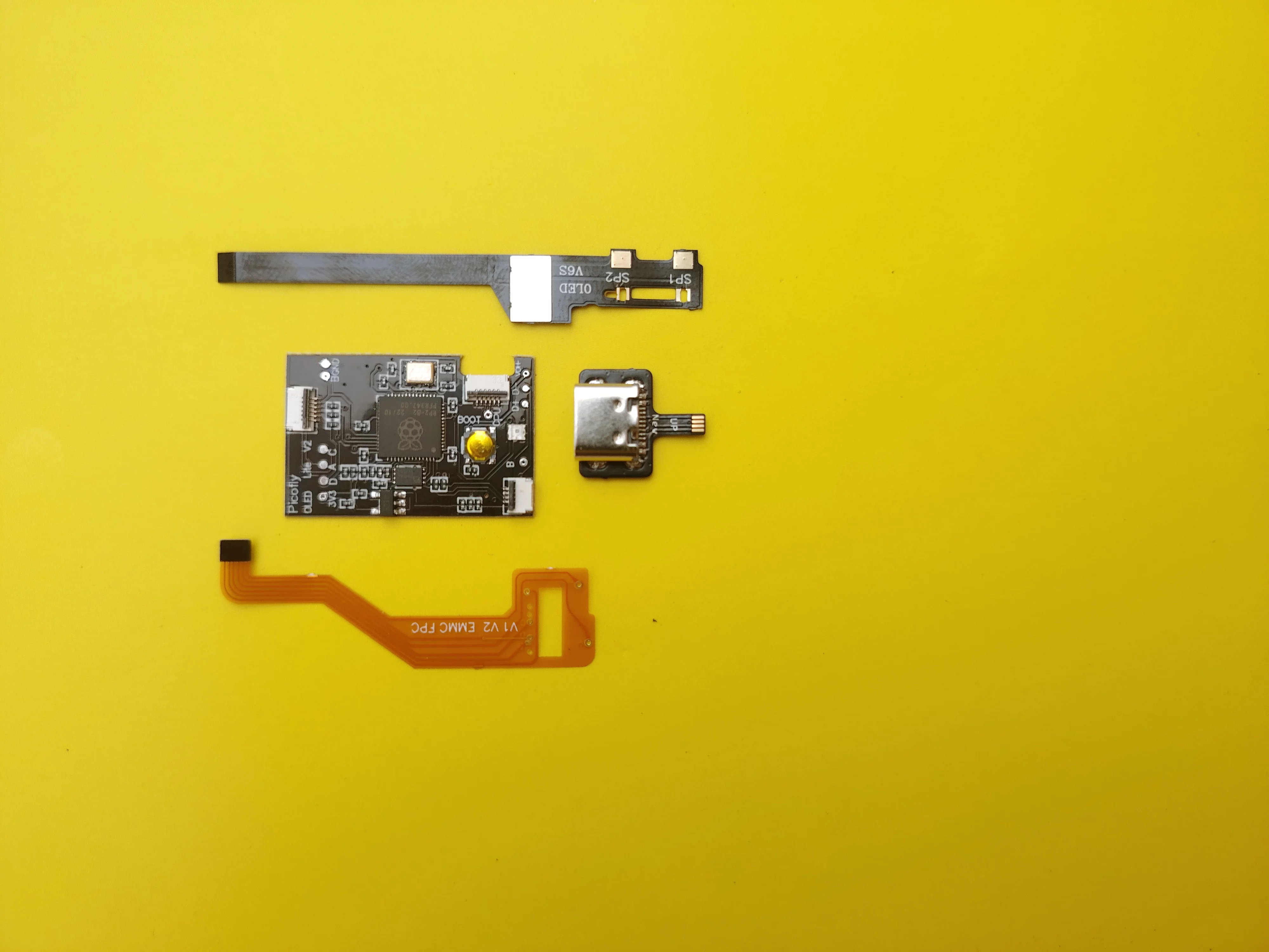 NRaspberry Pi чип rp2040Picofly Pico последняя версия