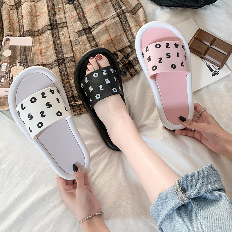 Slippers Female Outwear Fashion 100 Hitch Summer Seaside Lady Sloth Beach Shoes 2021 New Nets Red Ins Sandals