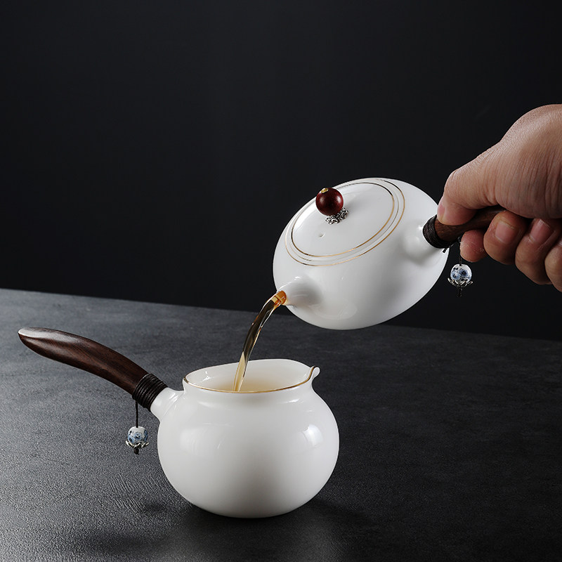 Light Luxury High-End White Jade Porcelain Tea Set, Chinese-Style Household White Jade Porcelain with Gold-Painted Teapot and Bowl, Gift Box Set