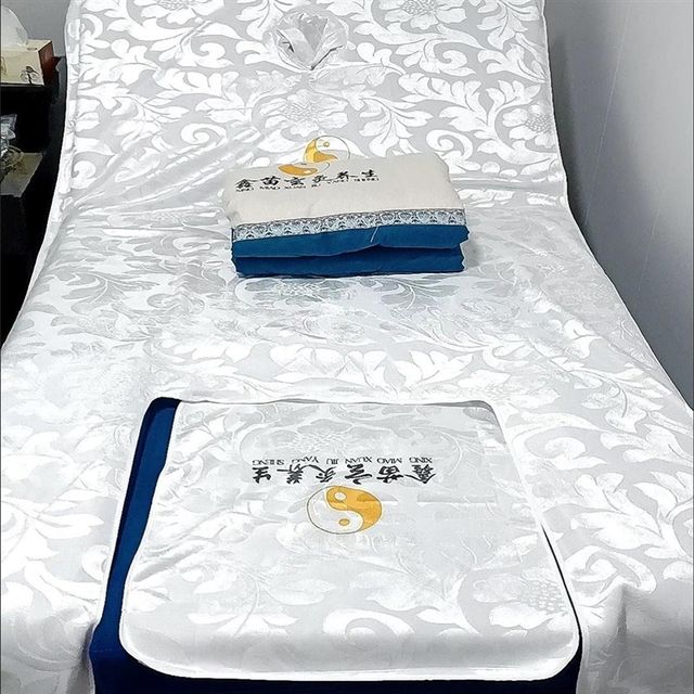 Foot bath sofa towel thickened four-piece set massage ear massage foot bath bed sheet two-piece set non-slip foot massage sofa towel