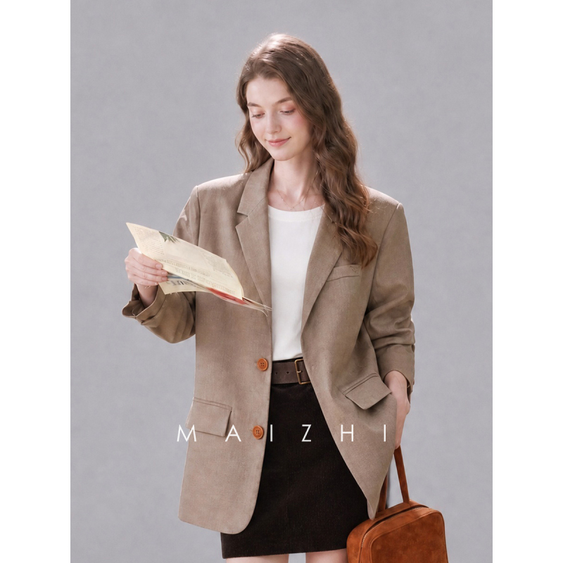 Maizhi Autumn Coffee-Colored Blazer for Women, This Year's Trendy Hot Item, Unique, Beautiful, Versatile, and Suitable for Commuting Maizhi Autumn Coffee-Colored Blazer for Women, This Year's Trendy Hot Item, Unique, Beautiful, Versatile, and Suitable for Commuting