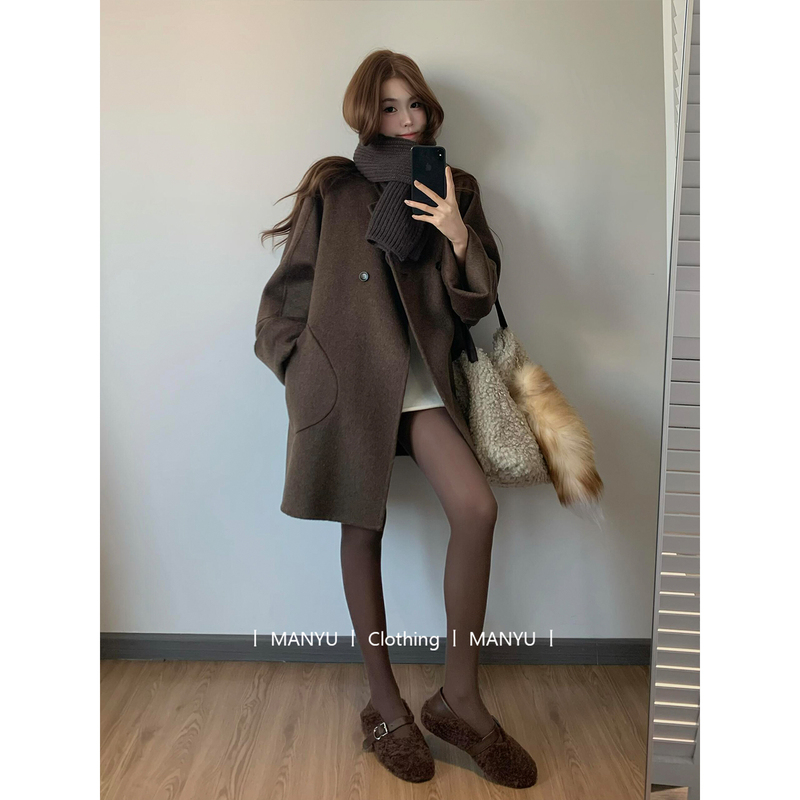 Tweed Style Double-Sided Wool Coat for Women, High-End, Elegant and Classy, Mid-Length, Loose-Fitting Woolen Coat Tweed Style Double-Sided Wool Coat for Women, High-End, Elegant and Classy, Mid-Length, Loose-Fitting Woolen Coat