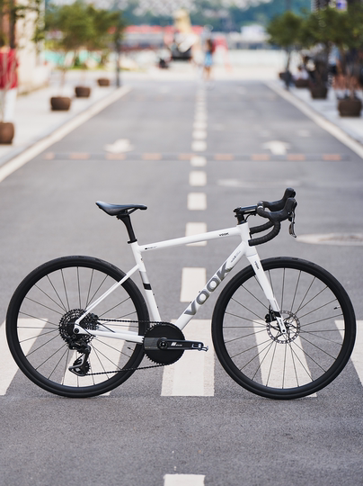 VOOKONE2.0 Rennrad Carbonfaser-Vordergabel hydraulische Scheibenbremse ultraleichtes 7,8 kg schweres Fahrrad mit pneumatischem Getriebe