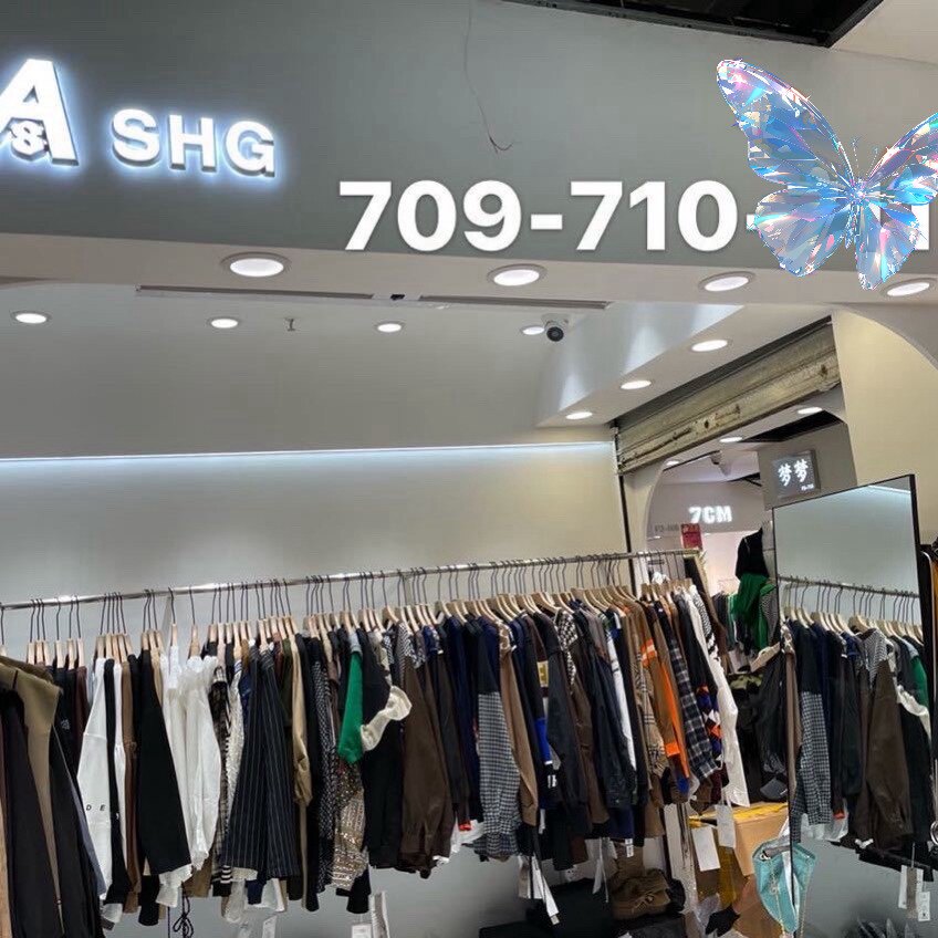 贝拉拉家女装店