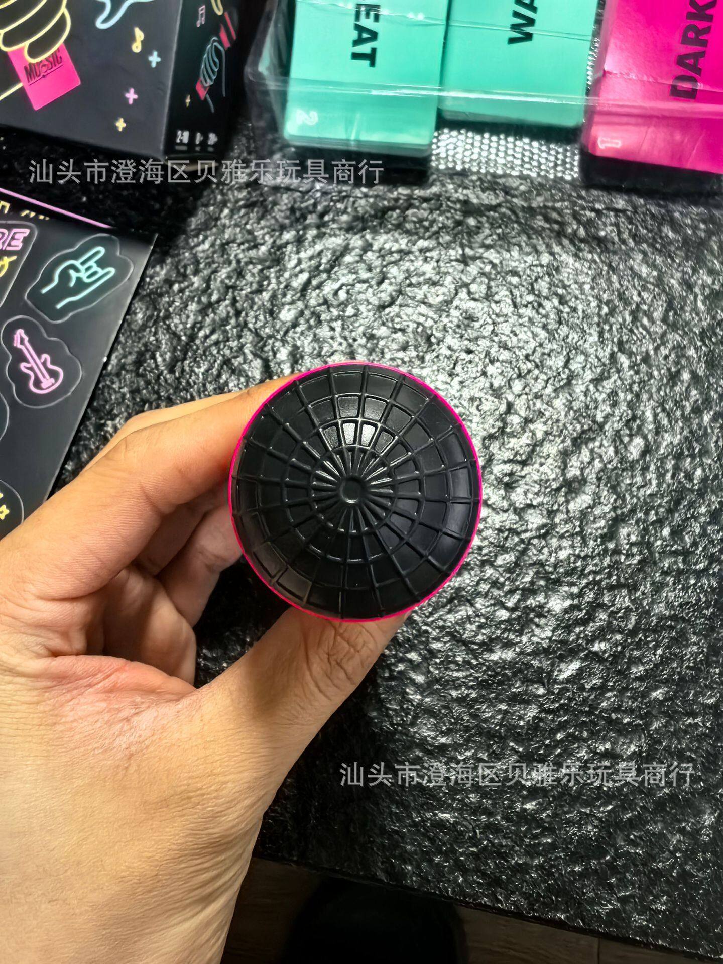Игрушка 跨境新品lucky egg exciting grab the mic糟糕歌手棋盘游戏卡牌