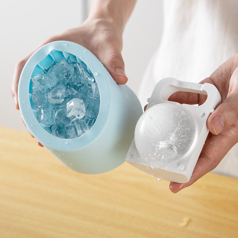 三合一冰块模具：冰箱里的制冰神器，解锁夏日清凉新玩法！❄️