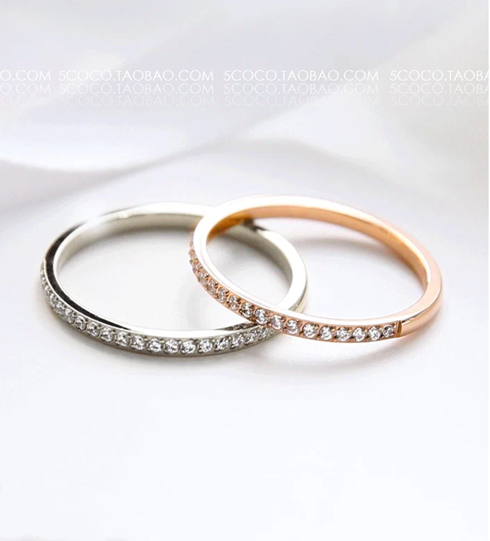 Hàn Quốc nhập rất đơn giản hàng nhẫn kim cương bằng vàng 18K thép titan kim cương màu vàng ngón trỏ nhẫn pnj nữ