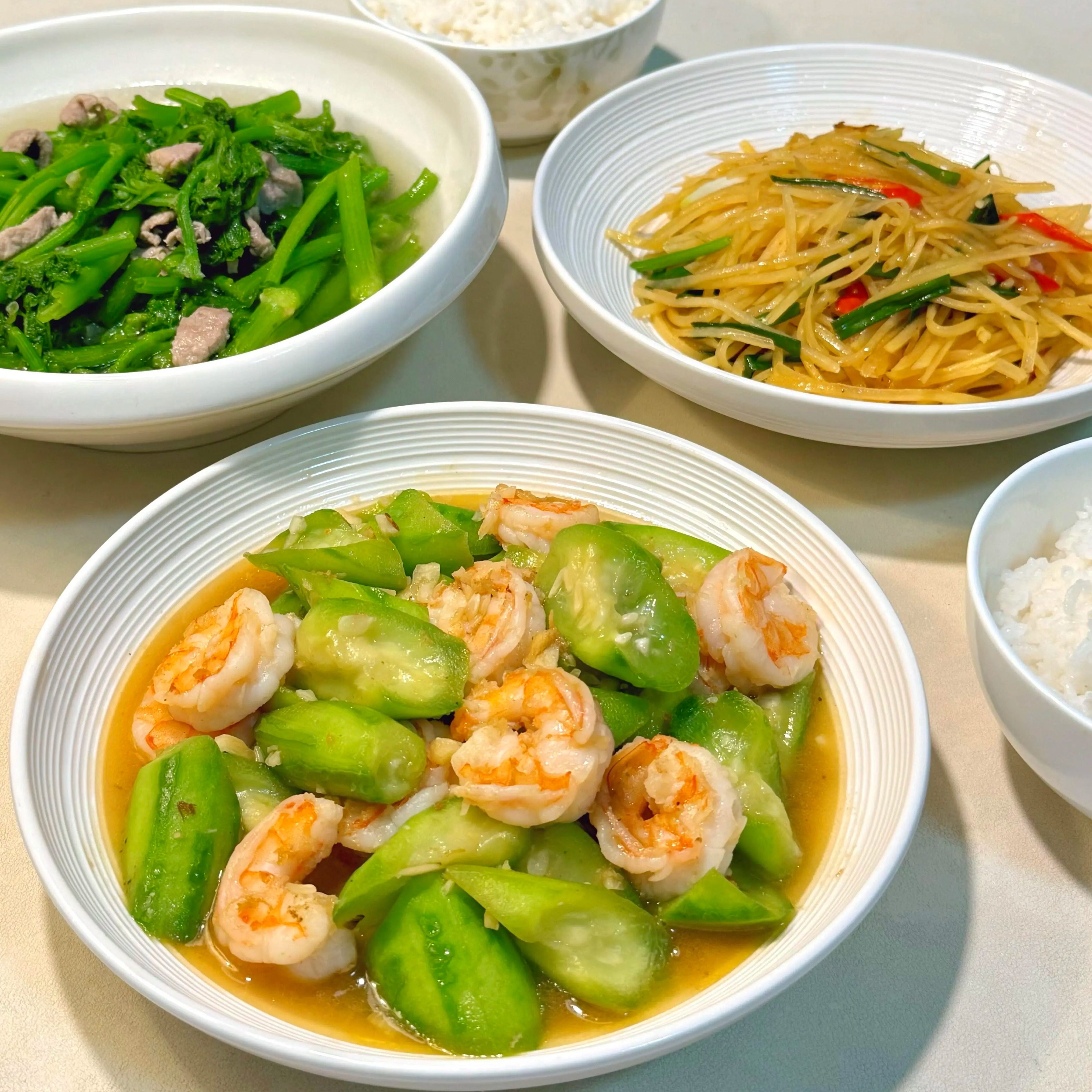 Plate for Home Use, Deep Dish, 2025 New Model, Ceramic Plate, Simple and High-End Feel, Breakfast Plate, Salad Plate, Round Plate, Soup Plate