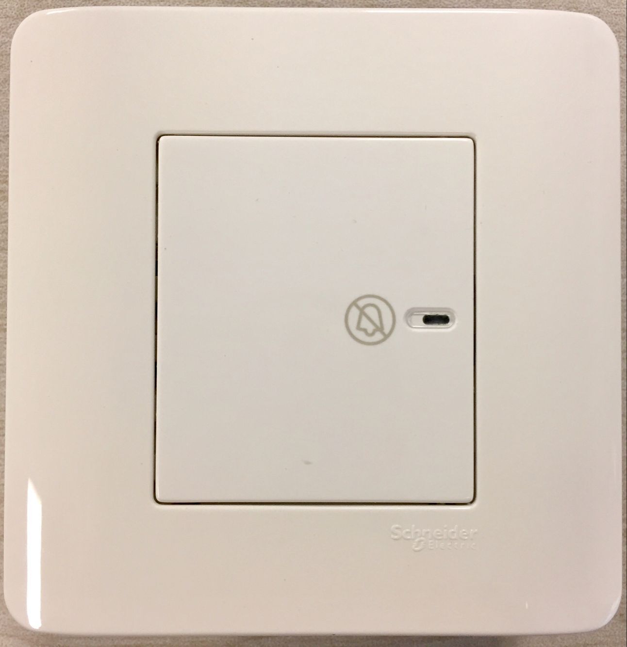 Schneider Clearance Single Union (Do Not Disturb) Switch Panel Tap Series White E8431DS WE