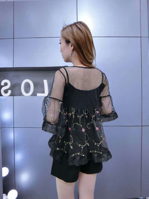 Mùa hè 2019 mới của nữ sinh viên Hàn Quốc áo sơ mi voan ren rộng tay áo lưới ngắn tay hai dây - Cộng với kích thước quần áo áo phông nữ