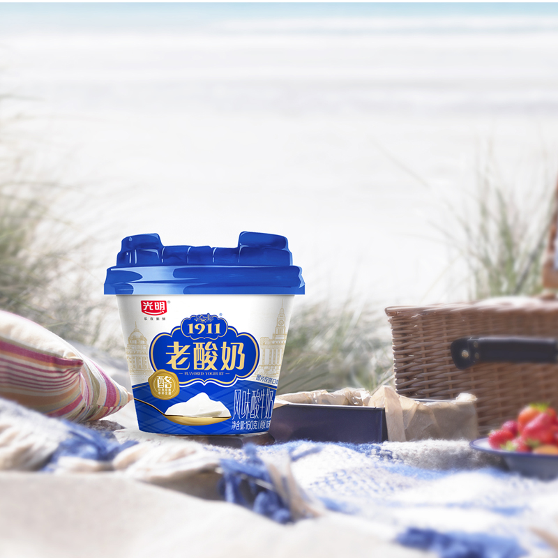 光明 1911原酪乳经典老酸奶 180g*10杯 下单折后¥34秒杀包邮 赠咕浓酸奶180g*3袋 光明 1911原酪乳经典老酸奶 180g*10杯 下单折后¥34秒杀包邮 赠咕浓酸奶180g*3袋