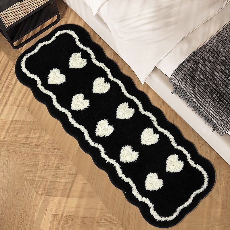 Cream style carpet bedroom bedside blanket high-end room carpet master bedroom strip iRns floor mat black and white foot mat