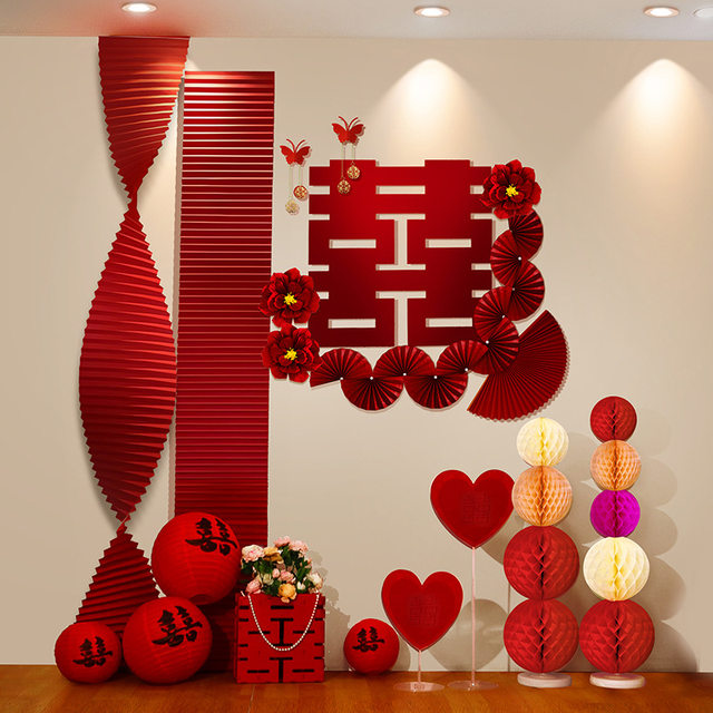 Wedding Decoration Set for the Bride and Groom's Master Bedroom, Living Room, Hotel, or New Home, with Extra-Large Heart-Shaped Balloons and Honeycomb Decorations