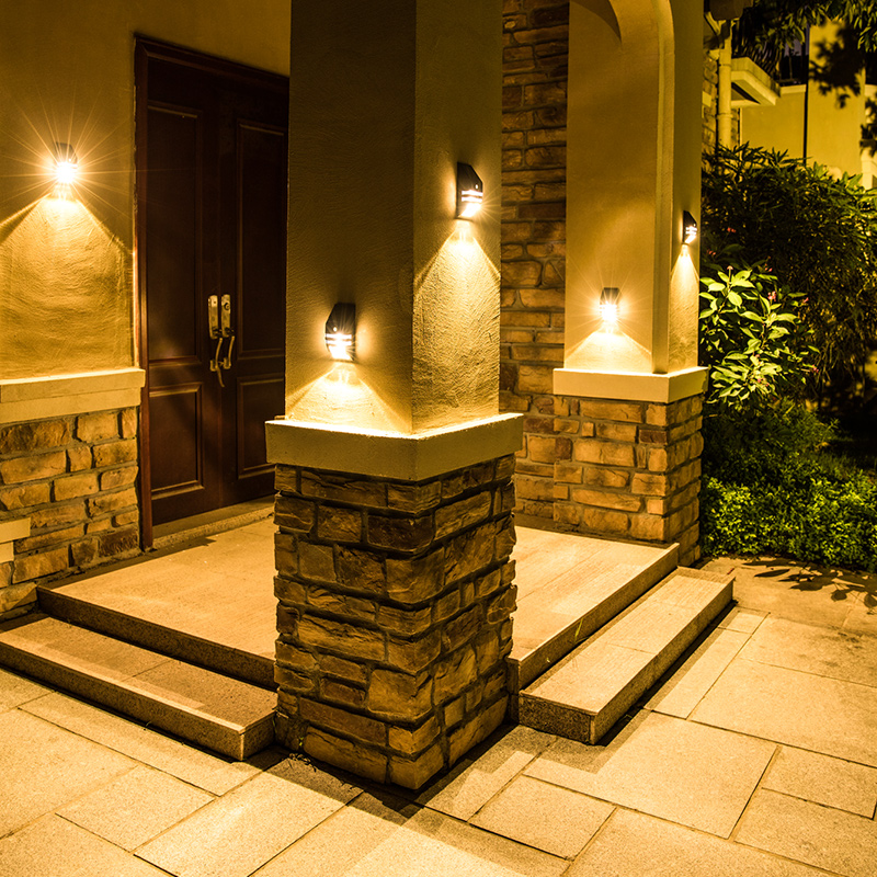 Solar wall lamp outdoor ultra - bright waterproof human body induction courtyard lamp New rural home balcony lamp