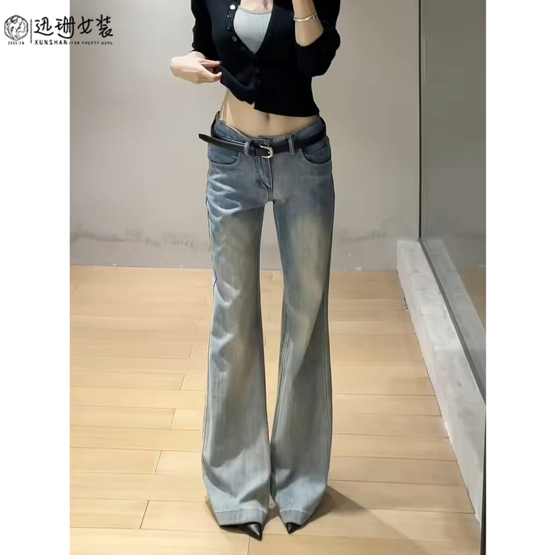 Light Blue Low-Waist Flared Jeans for Women, Spring 2026 New Vintage Slim-Fit, Flattering, Drapey, Versatile Floor-Length Pants