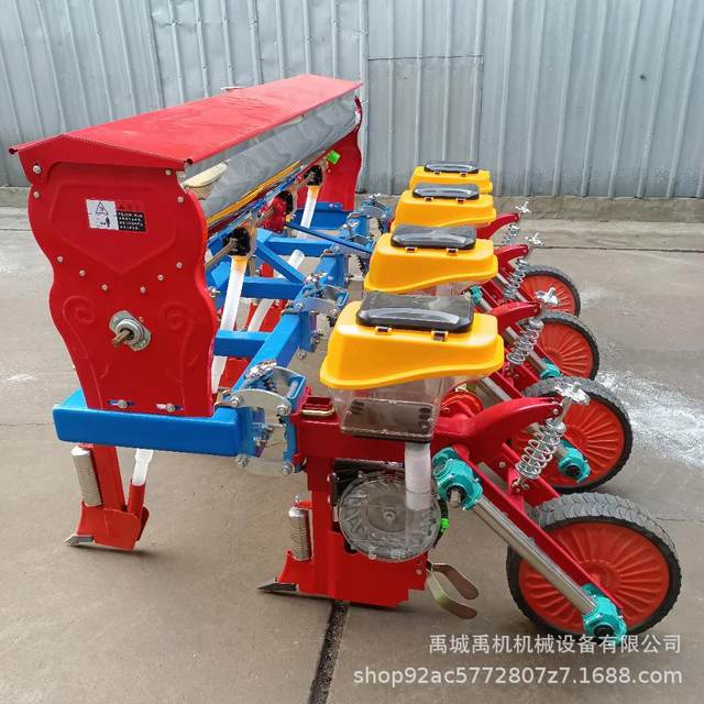 Corn soybean seeder No-till corn decisive soybean seeding and fertilization machine
