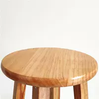 Высокий табурет с твердым деревом табурет Broken Milk More Strast Стейт Красный Простой кровавой гитарный бар Clinzi Takaipan стул