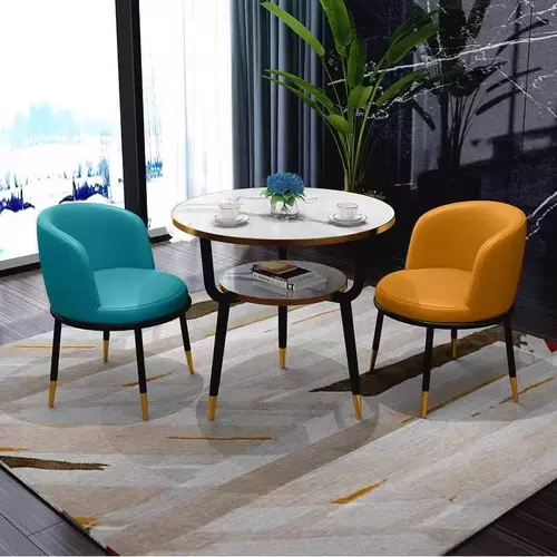 Балконный чайный столик и стул, комбинация двухслойного небольшого круглого стола, бытовой журнальный столик, небольшой обеденный стол для квартиры, стол для отдыха, приемов и переговоров