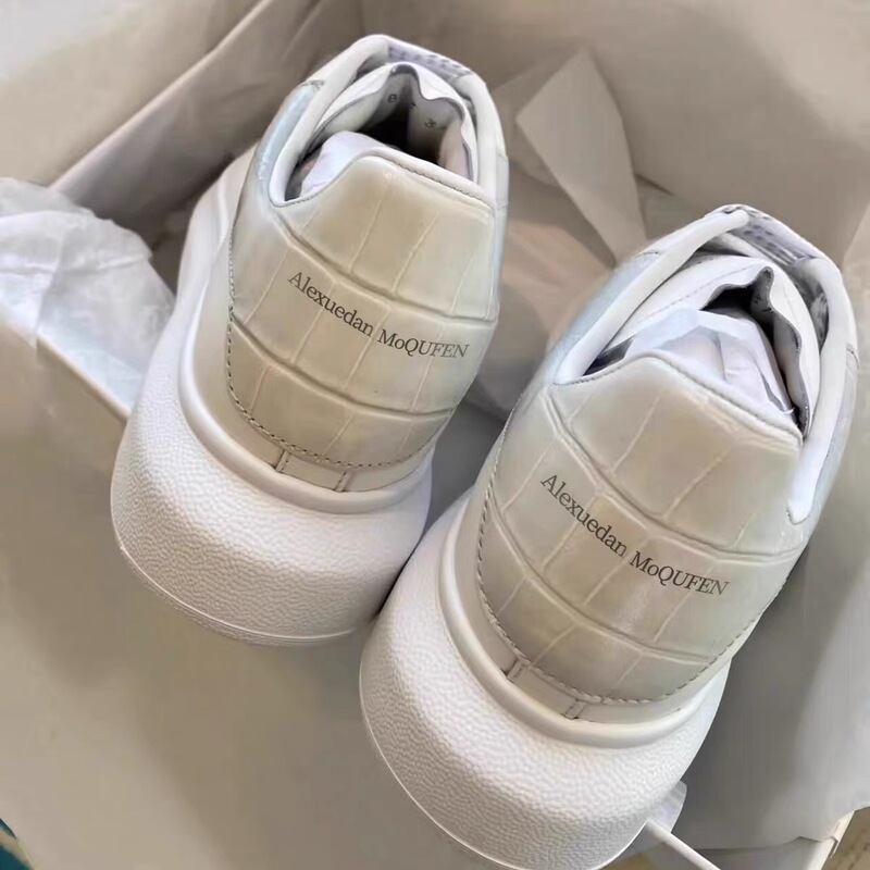 Putian White Sneakers for Men and Women, Genuine Crocodile Tail Design, 2026 New Model, Official Thick-Soled Height-Increasing Couple Sneakers, Trendy