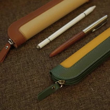 2025 New Stylish and Simple Patchwork Pencil Case Mini Niche Pencil and Pen Protective Case Portable Retro Stationery for Women