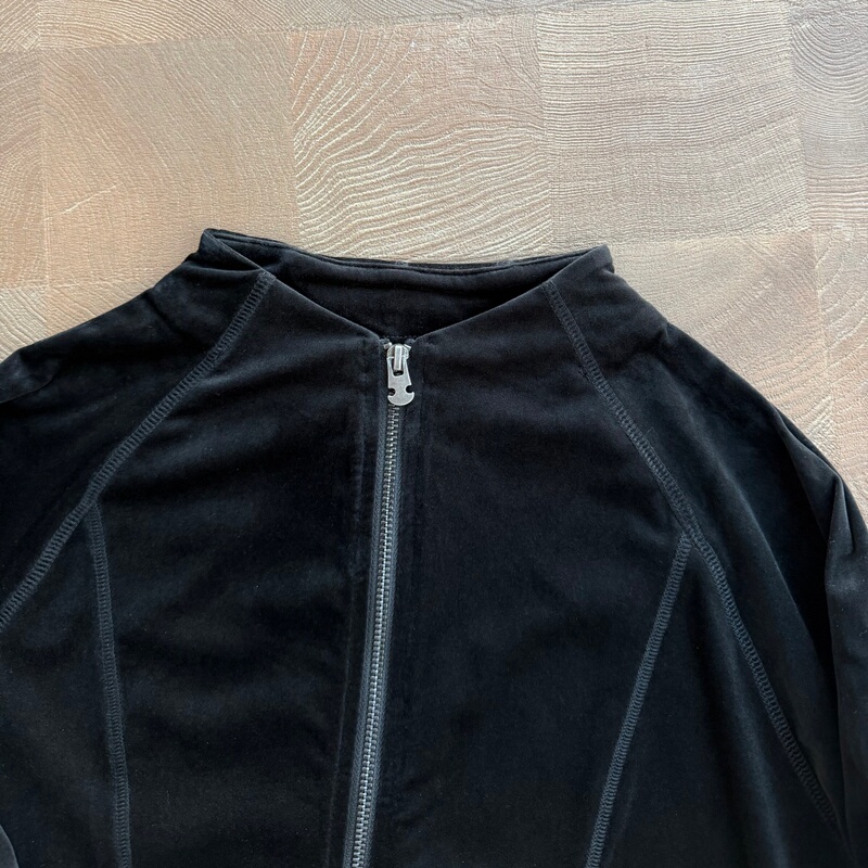 A Sense of High-End Fashion! Elegant~ the Visual Effect of Velvet and Thin Leather Jacket, Slim-Fit and Flattering Small Coat, New for Autumn 26
