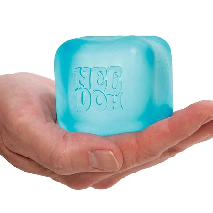 Сенсорная игрушка Schylling Nice Cube, мягкий squish, разноцветная (≈5,7 см)