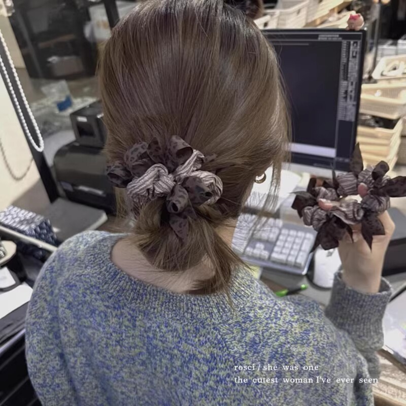 Korean-Style Niche Braided Bow Hair Tie for Women, Enhances Hair Volume, Bun Hair Rope, High-End Ponytail Hair Tie Korean-Style Niche Braided Bow Hair Tie for Women, Enhances Hair Volume, Bun Hair Rope, High-End Ponytail Hair Tie