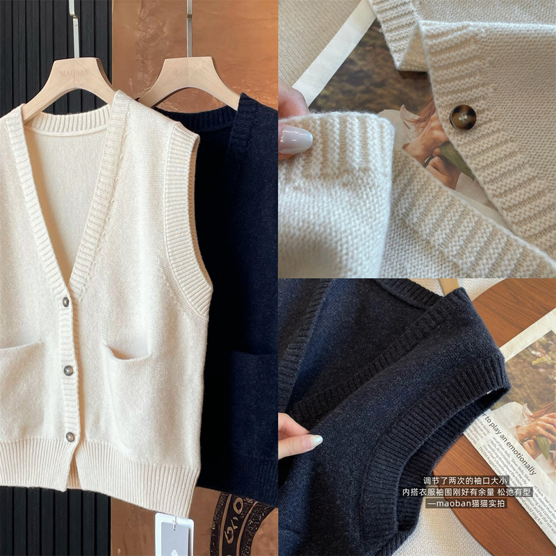 Comes with a Gentle Texture! Selected from 100% Pure New Wool, Delicate, Soft and Classic V-Neck Vest Jacket Comes with a Gentle Texture! Selected from 100% Pure New Wool, Delicate, Soft and Classic V-Neck Vest Jacket