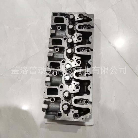Deutz TCD2013L042V 실린더 헤드 어셈블리 04293366 엔진 부품 제조업체 공급
