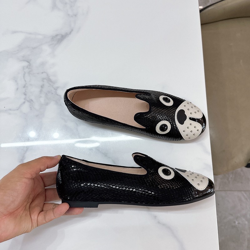 New Store V33 Cartoon-Decorated Genuine Leather Women's Flat Round-Toe Slip-On Loafers Gou New Store V33 Cartoon-Decorated Genuine Leather Women's Flat Round-Toe Slip-On Loafers Gou
