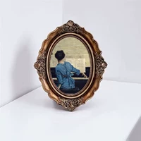 Девушка-пианистка (ретро цвет)