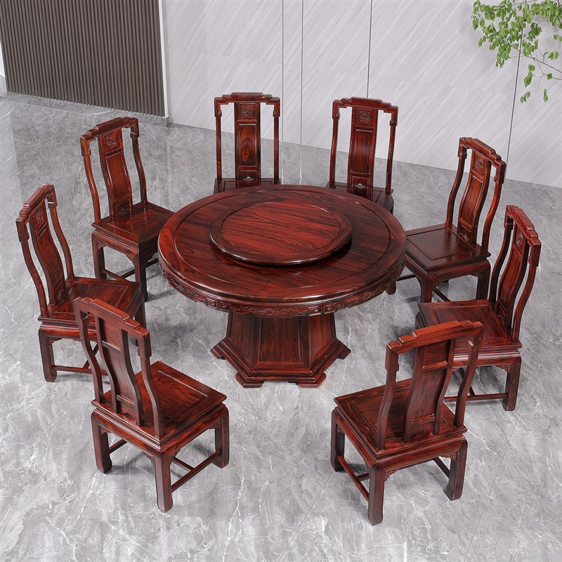 客厅美学新宠：阔叶黄檀与黑酸枝演绎红木家具艺术