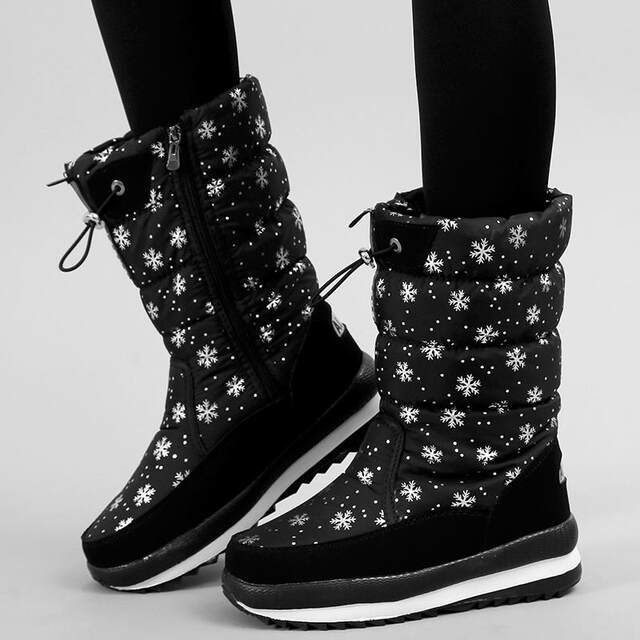 Northeast Cotton Shoes Winter New Style Women's Mid-Calf Snow Boots with Fleece Lining, Thickened for Warmth, Non-Slip, Waterproof, High-Top Student Long Boots