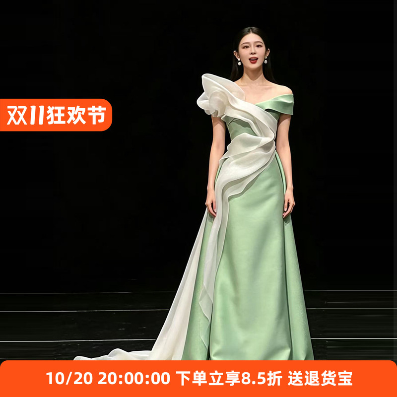 One-Shoulder Green Evening Dress for Women, Elegant and Dignified, Suitable for Host, Student, Vocal Performance, and Opera Performance