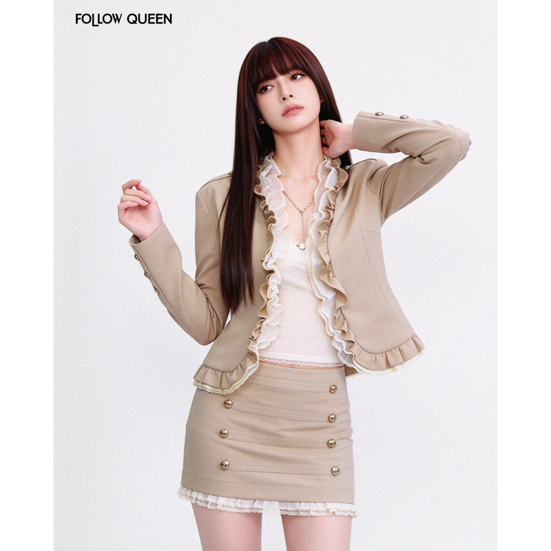 Followqueen Warm Zone Knight Design-Inspired Patchwork Ruffled Mesh Heart-Button Waist-Cinching Jacket for Women