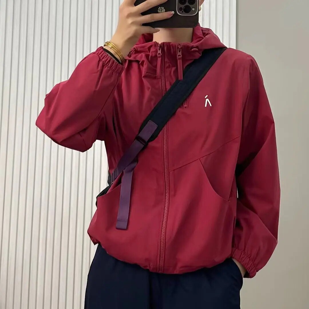 2026年春新作 レサチャジャケット！防水、ユニークなデザイン、ダブルジッパー付きショート丈フードジャケット