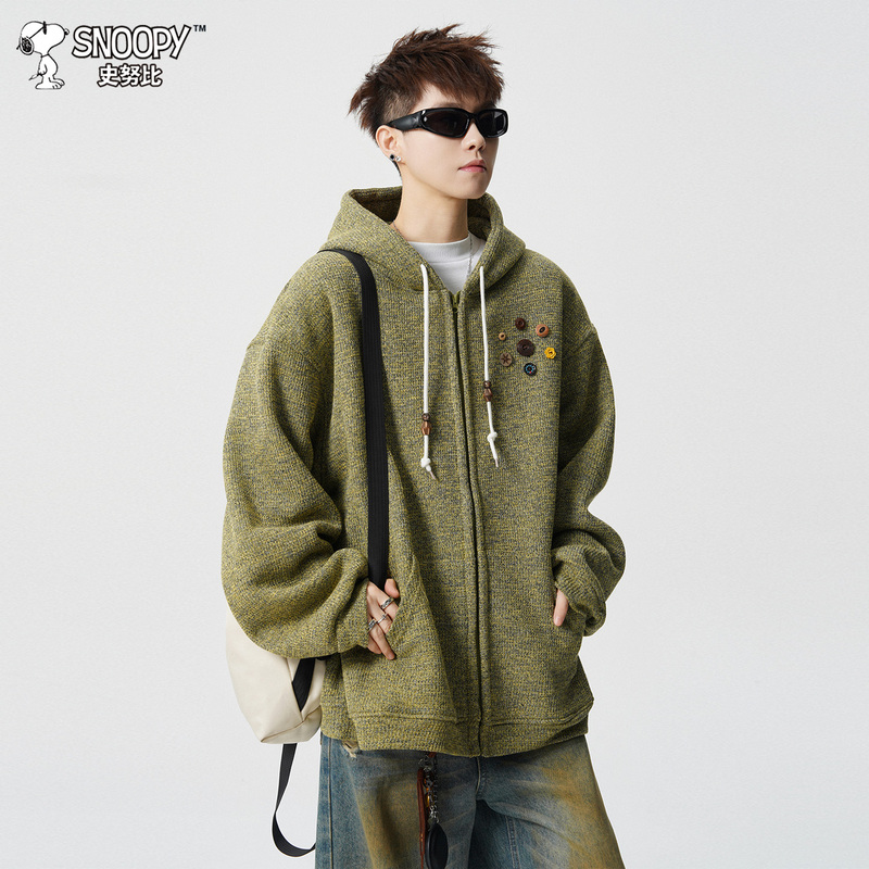 Snoopy Button Design Knitted Hooded Sweatshirt for Men and Women, Autumn Heavyweight Trendy Brand Couple's Jacket Snoopy Button Design Knitted Hooded Sweatshirt for Men and Women, Autumn Heavyweight Trendy Brand Couple's Jacket