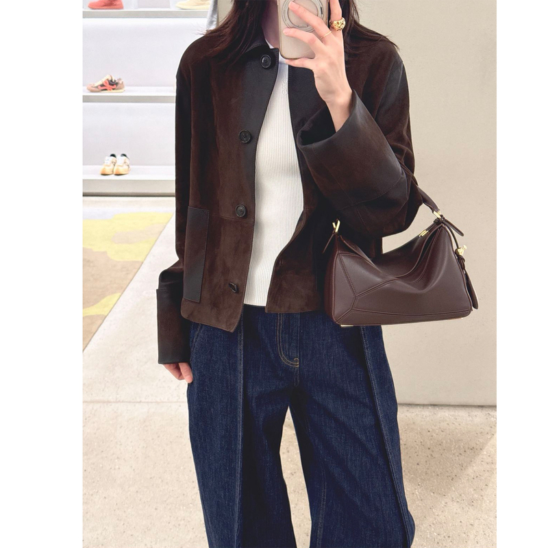 Dark Brown Lapel, Retro Atmosphere, High-End Feel, Caramel Dark Brown Short Leather Jacket Dark Brown Lapel, Retro Atmosphere, High-End Feel, Caramel Dark Brown Short Leather Jacket