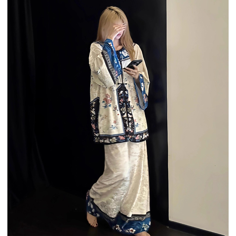 Korean Uamtor New Chinese-Style Pajamas for Women, Autumn and Winter New Large Size National Style Gold Velvet Loungewear That Can Be Worn Outside