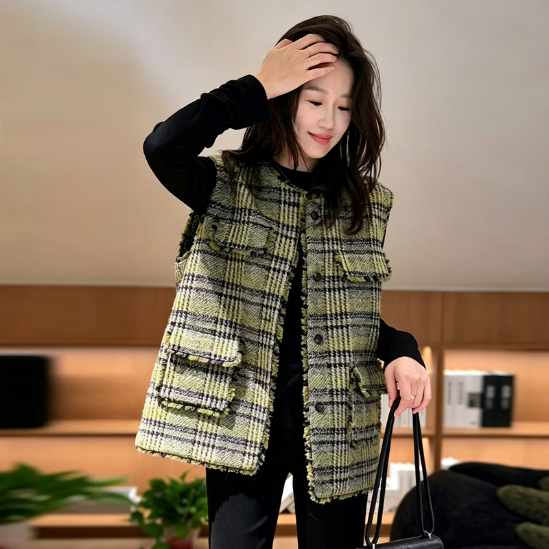 High-End Fashion Style Plaid Vest for Women, New Autumn and Winter Loose Sleeveless Top, Casual Vest Jacket High-End Fashion Style Plaid Vest for Women, New Autumn and Winter Loose Sleeveless Top, Casual Vest Jacket