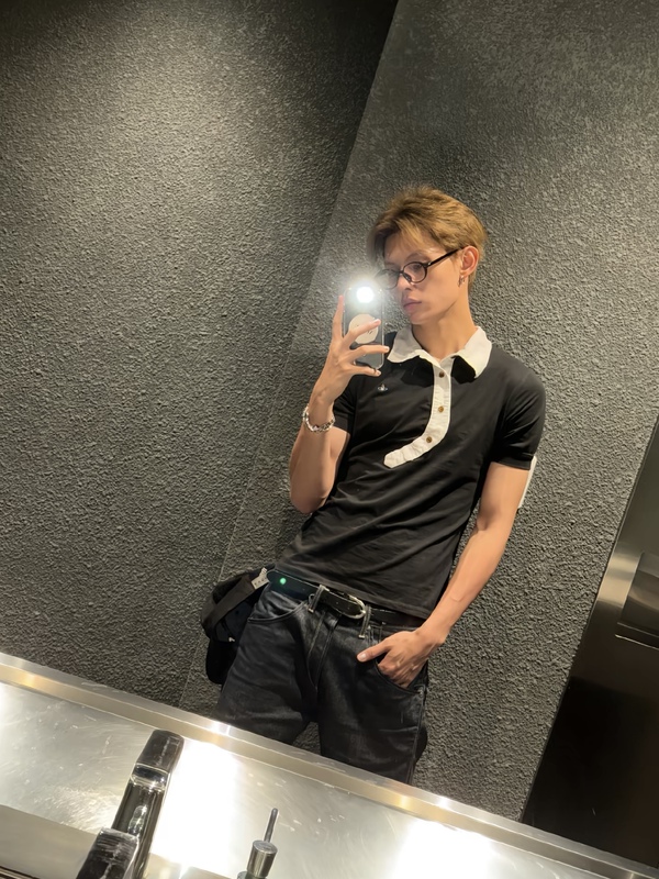 Cortis Zhao Yufan's Same Style Vivi Black Diagonal Collar Polo (Shipped Within One Week)