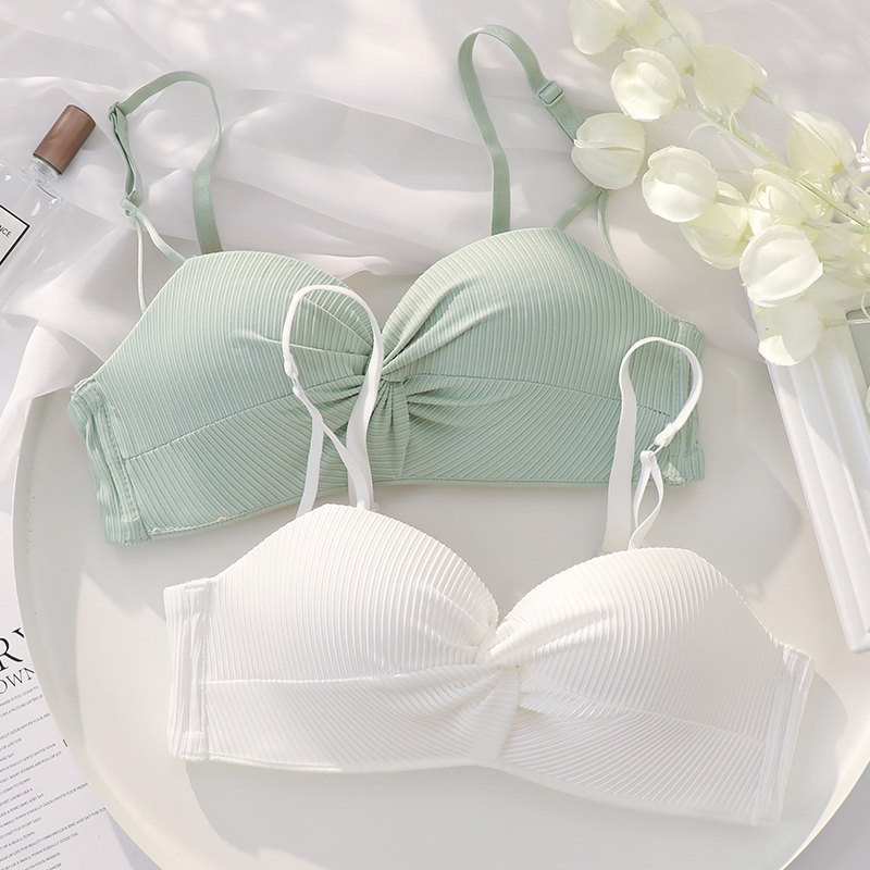 Lan'e summer white underwear girl small breasts gather latex no steel ring bra to collect vice breast anti-sagging suit