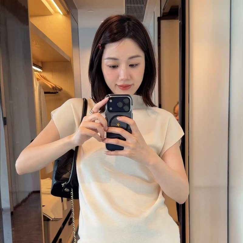 【First Look】Xinfenzi Dun Dun Clothing Ultra-Fine Wool Half-Turtleneck Sweater Women's Short-Sleeve Knitwear 【First Look】Xinfenzi Dun Dun Clothing Ultra-Fine Wool Half-Turtleneck Sweater Women's Short-Sleeve Knitwear