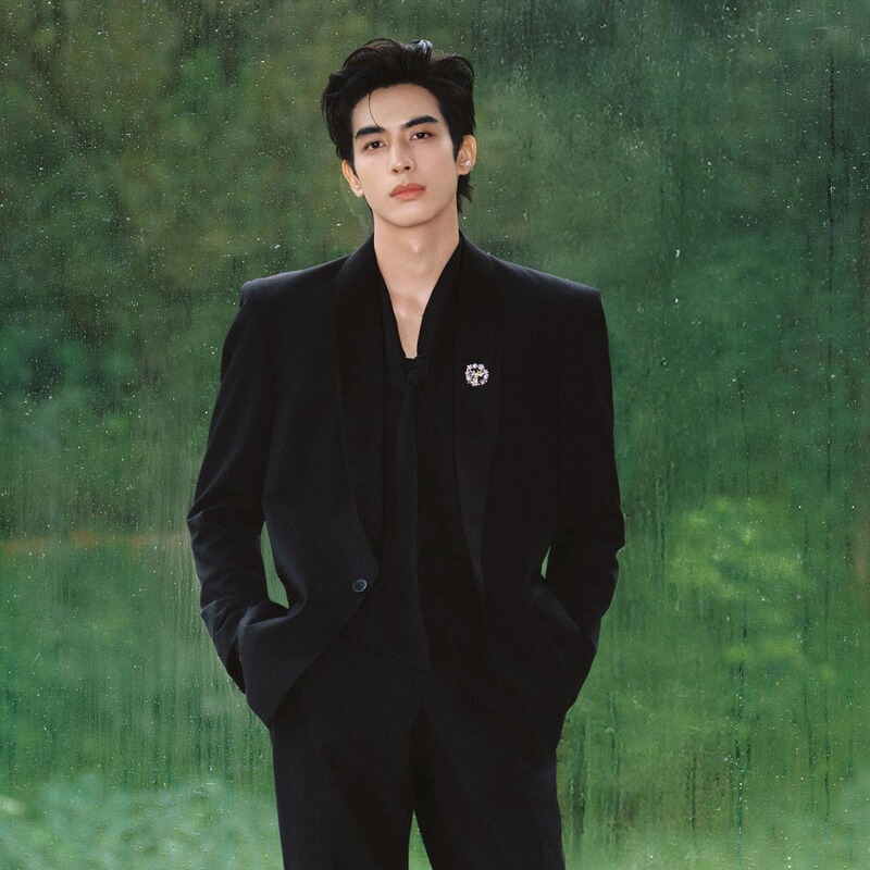 Song Weilong Celebrity-Style Black Green Lapel Suit Jacket with Shoulder Pads Men's Formal Dress Wedding Suit Set