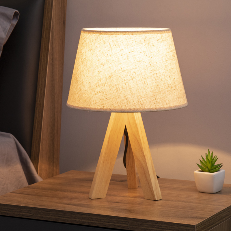 Nordic style log home lamp modern minimalist living room bedroom bedside lamp dormitory desk lamp
