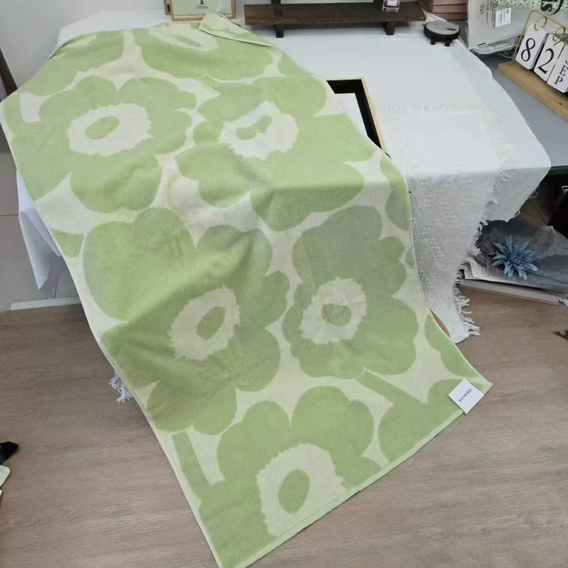 26 Popular Matcha Green Poppy Flower Pure Cotton Large Towels, Thickened, Enlarged, Highly Absorbent, Soft, Lint-Free, Large Size
