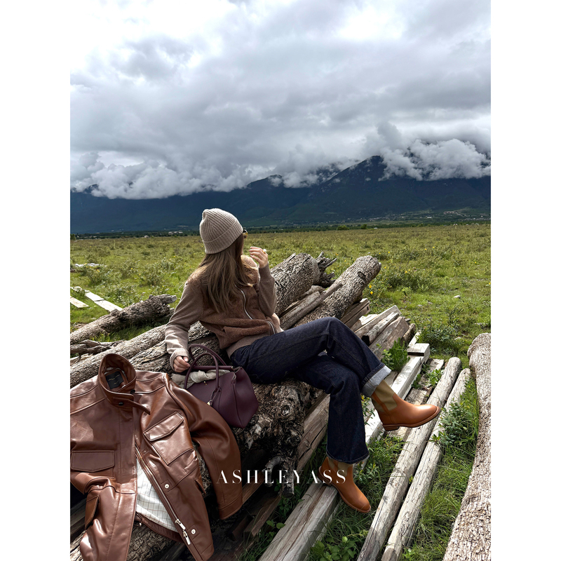 Ashleyass "Grateful Original Cowhide Leather" Precision Spinning Technology Slimming Straight-Leg Jeans