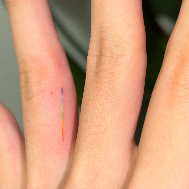 Rainbow Tattoo Stickers Hidden in the Fingers for Women, Waterproof, Long-Lasting, High-Value, Colorful, Beautiful, Washable for Arms and Fingers